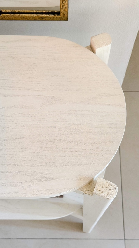 Consola pequeña blanco antiguo