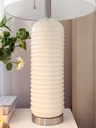 Lampara crema ribbed de ceramica