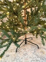 Arbol pre-iluminado Mountain Pine de 7 pies