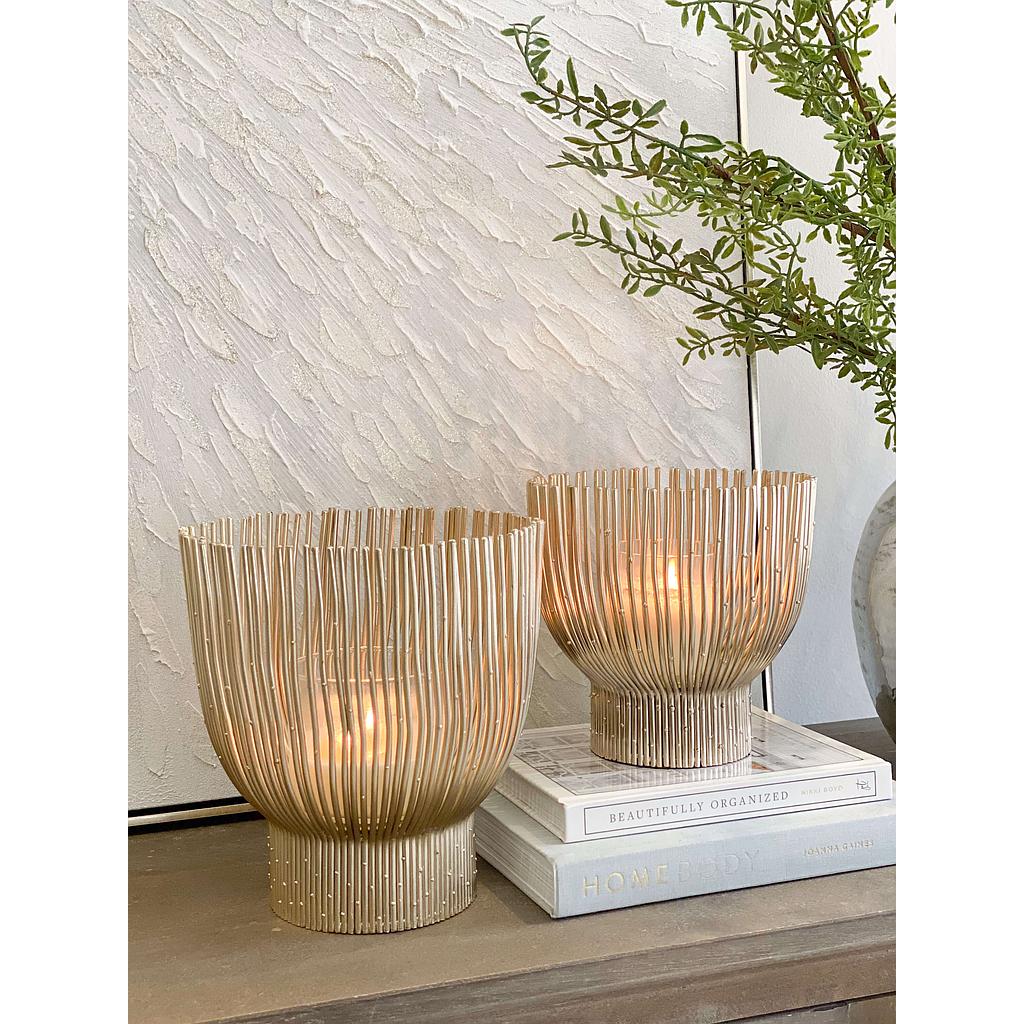 Hurricane candle holder