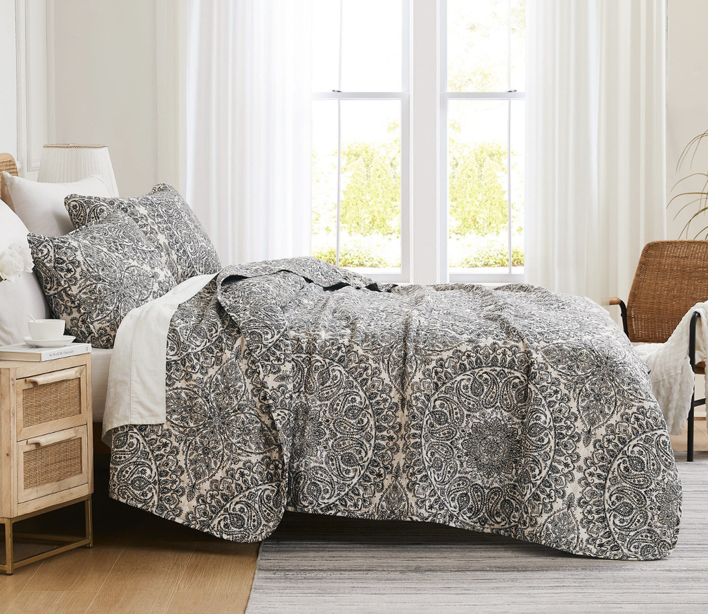 Quilt Set Ashanti gris oscuro y crema