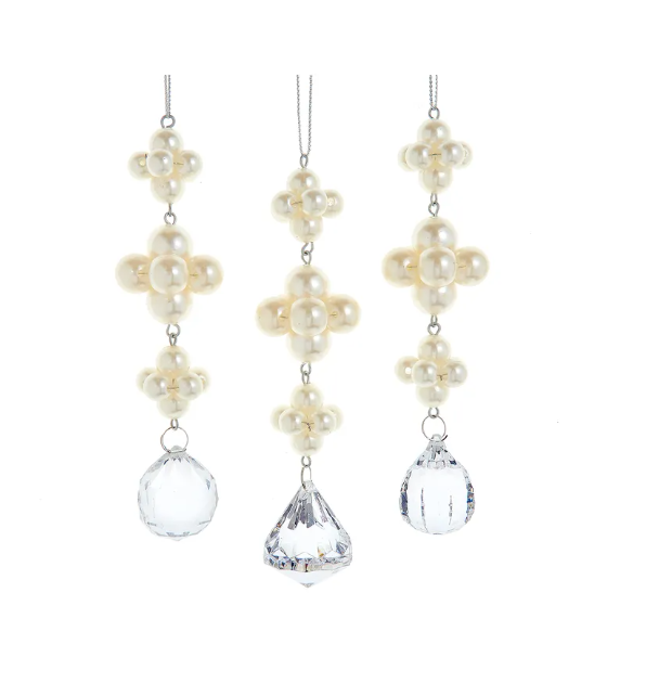 Ornamento de perlas con cristal