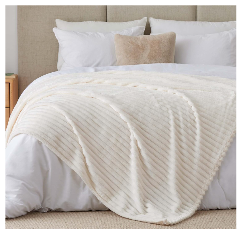 Throw / Sabana blanca faux fur lineas