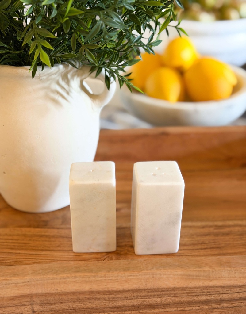 Set de sal y pimienta cuadrados de marmol