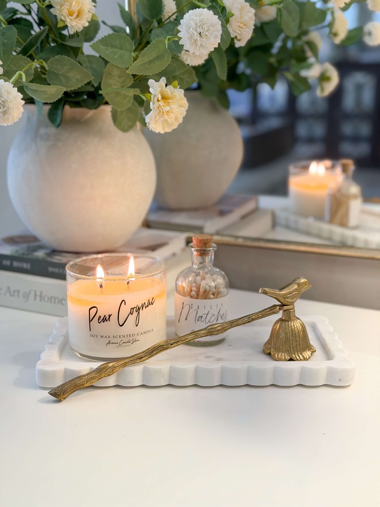 Bandeja scalloped de marmol