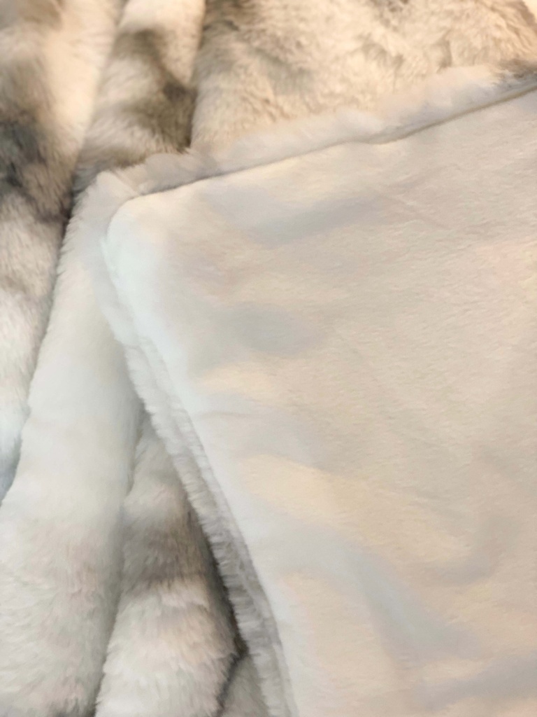 Marble Throw