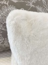 Cojin lumbar oversized faux fur
