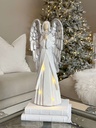 Angel grande con luz